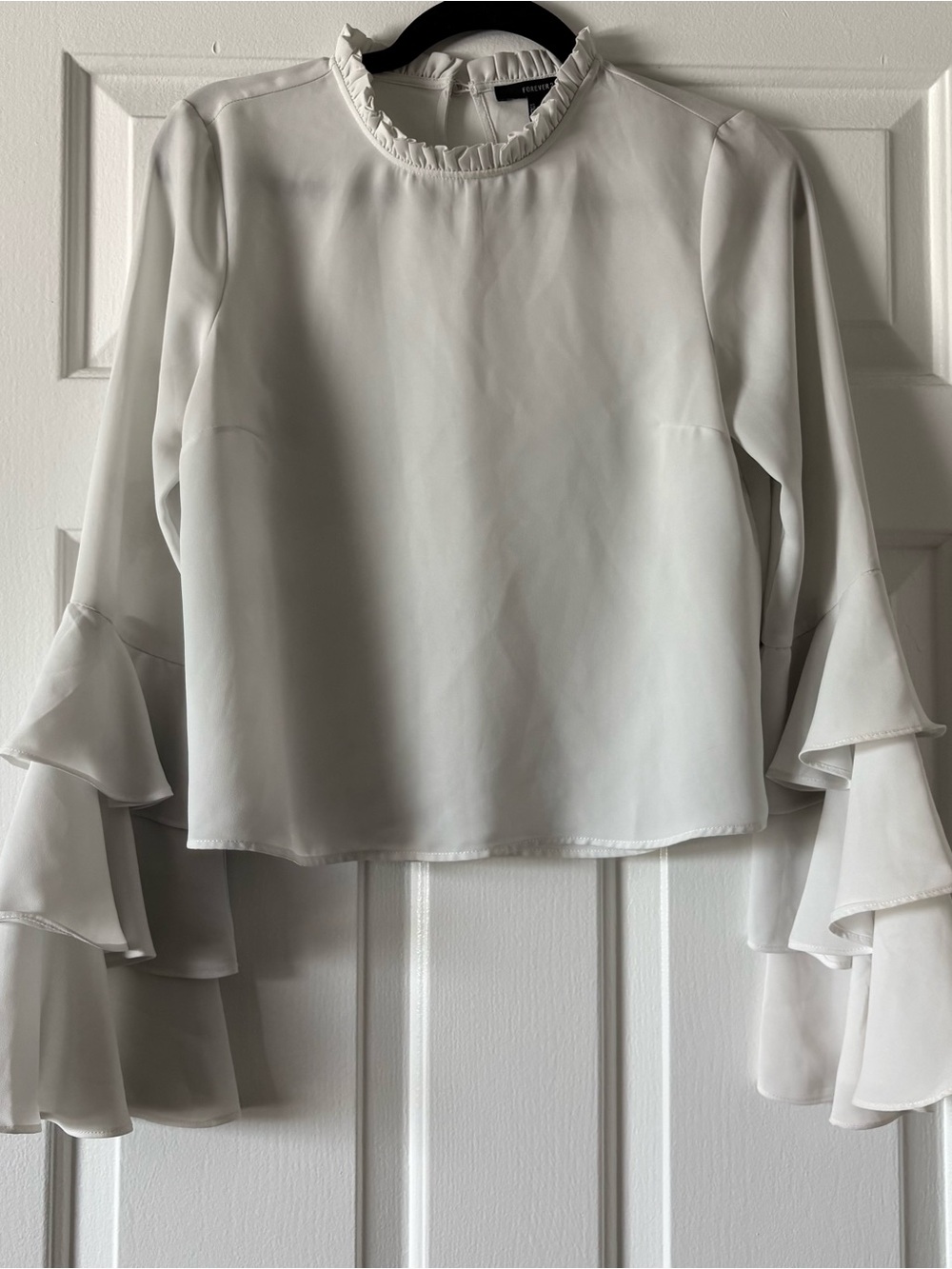 Forever 21 Light Gray Ruffle Neck Bell Sleeve Top